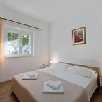 Three-bedroom In Vinovo Donje Holiday home
