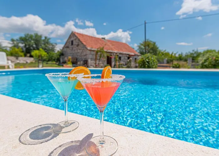 Three-bedroom In Vinovo Donje * Donje Vinovo