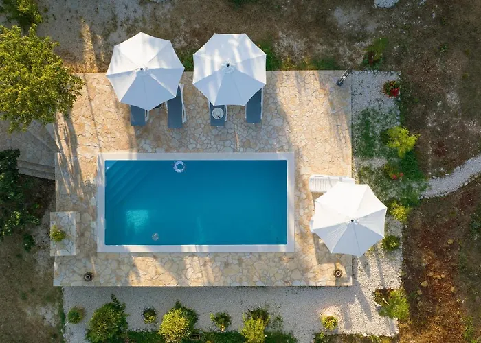 Three-bedroom In Vinovo Donje Vakantiehuis Donje Vinovo